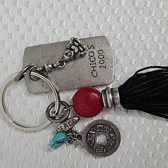 CHICOS KEYCHAIN ORENTIAL STYLE - Picture 6 of 7
